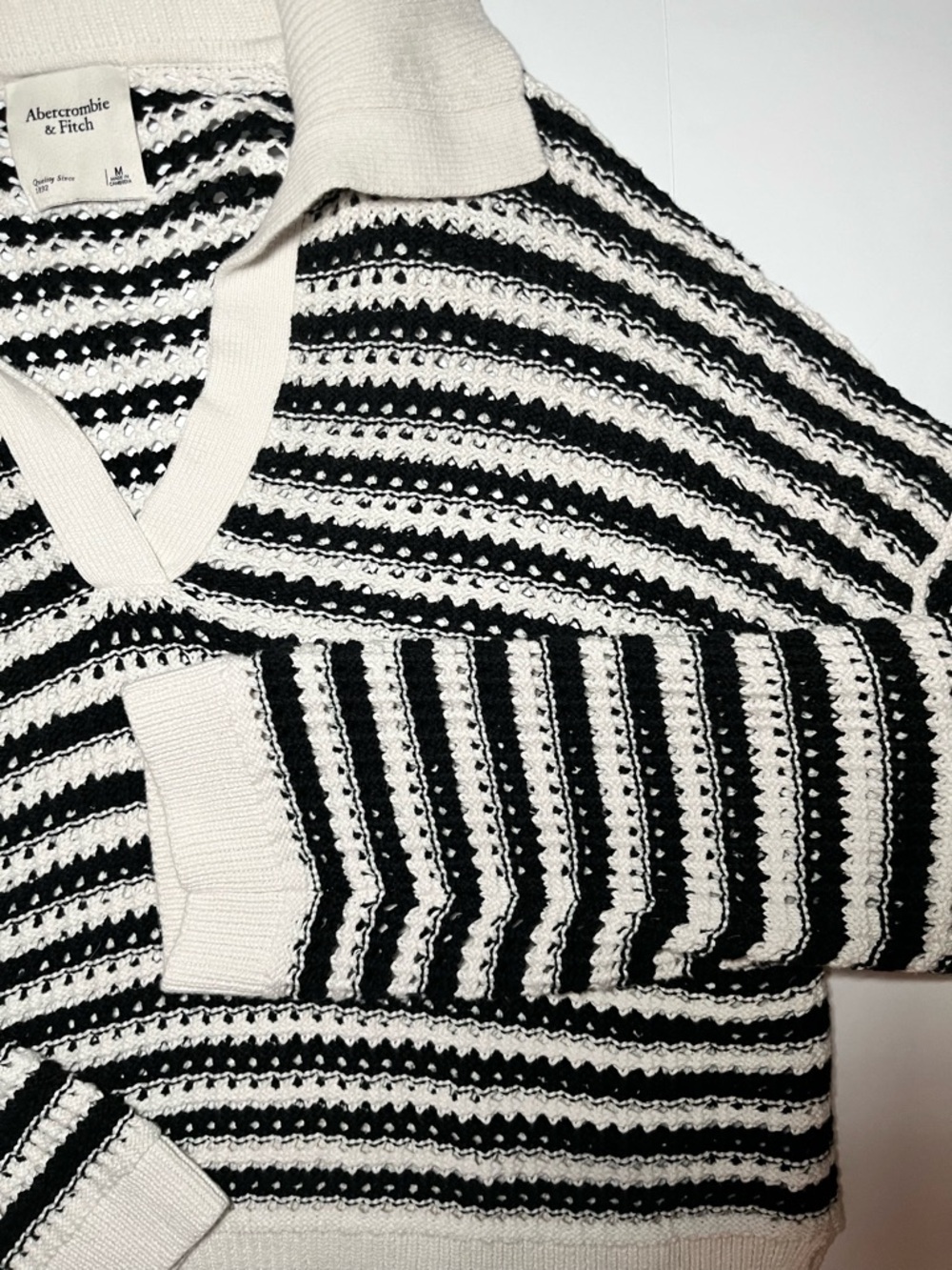 Abercrombie & Fitch Striped Crochet Sweater M | Coastal Grandma Nautical Chic - Picture 2 of 9